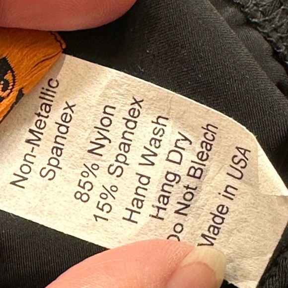 J. Valentine Black & White Halter Swimsuit Boy Shorts Size Small EUC #5592 - Picture 8 of 8